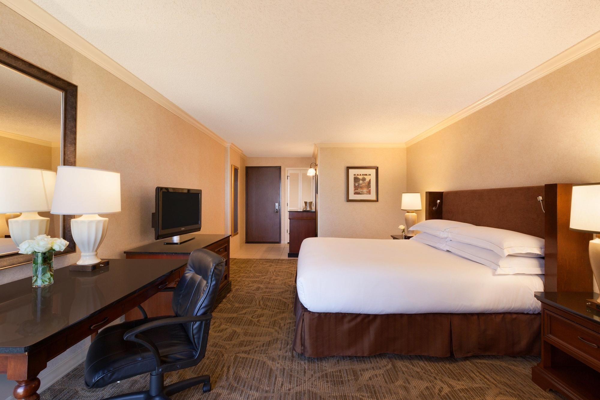 Hilton Dfw Lakes Executive Conference Center Grapevine Exterior photo