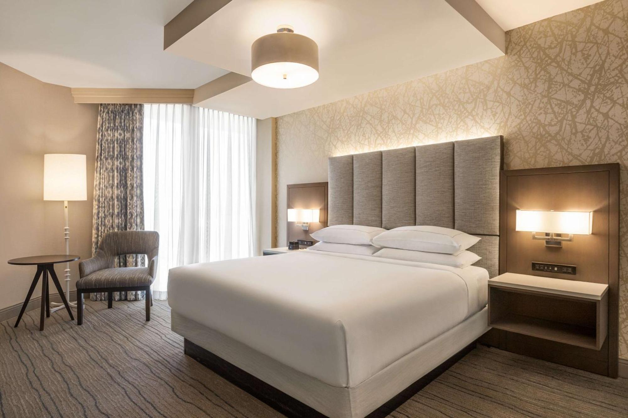 Hilton Dfw Lakes Executive Conference Center Grapevine Exterior photo